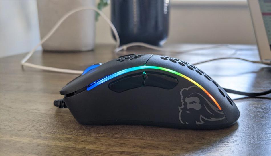 موس Glorious Model D | لیست موس های گیمینگ برتر و با شکوه