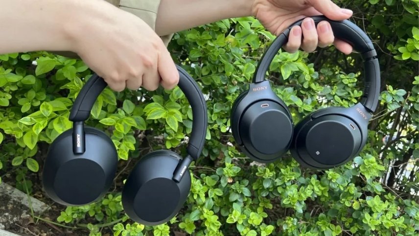 هدفون وایرلس سونی WH-1000XM5 در کنار WH-1000XM4