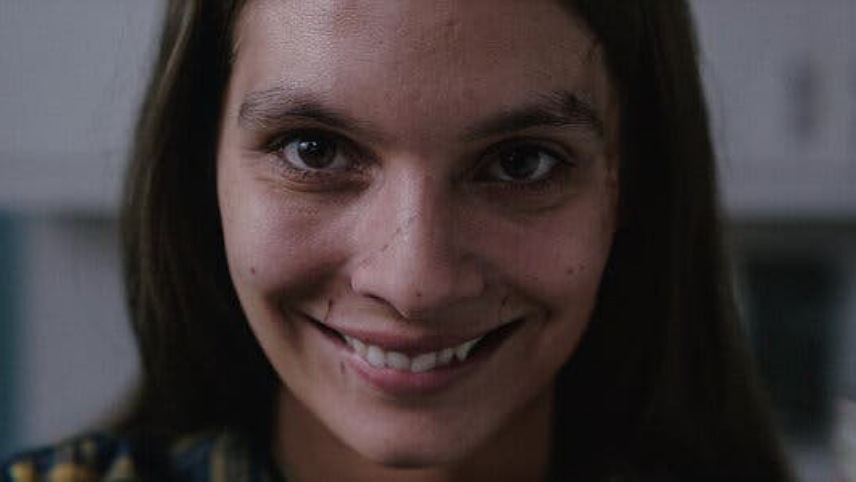 فیلم ترسناک جدید 2022 - فیلم لبخند (Smile)