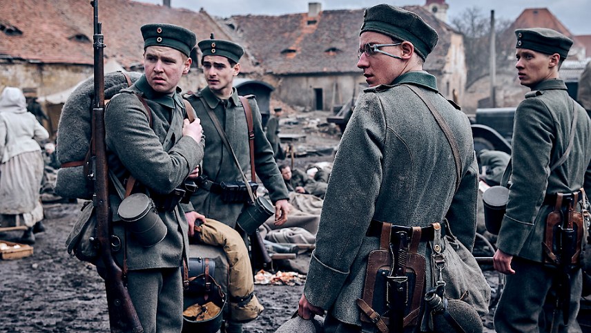 نقد فیلم سینمایی در جبهه غرب خبری نیست 2022 / نمرات فیلم All Quiet on the Western Front 2022