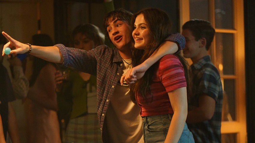 بررسی فیلم خوش شانس ترین دختر دنیا 2022 / نمرات فیلم Luckiest Girl Alive 2022