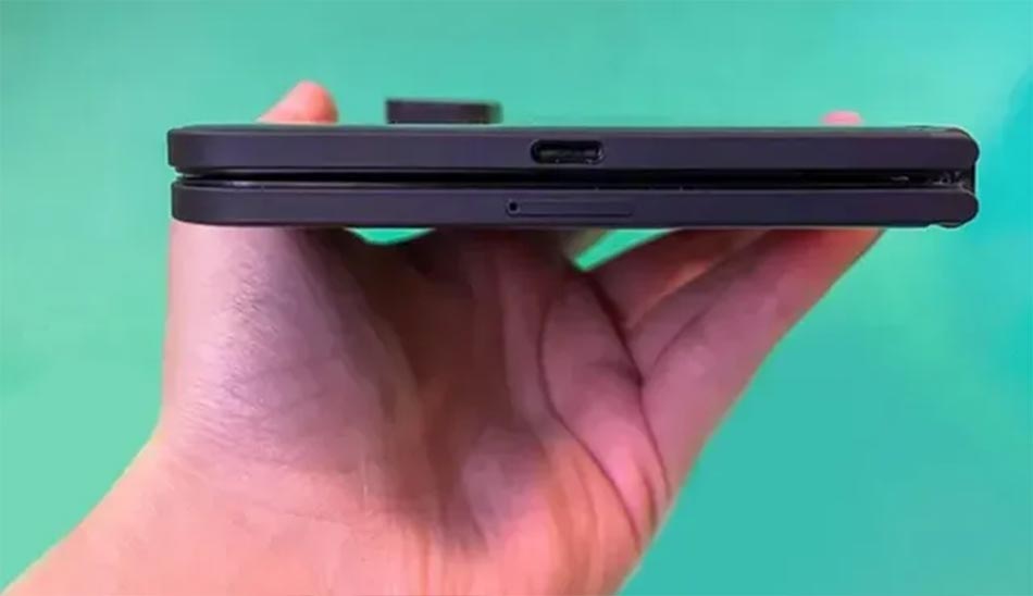 5. برترین گوشی های قلم دار 2022 Microsoft Surface Duo 2