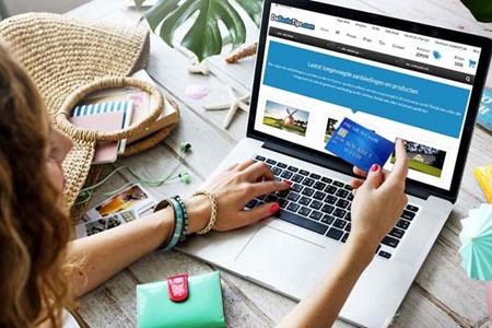 خرید دستگاه شنود قانونی از فروشگاه‌های اینترنتی ردیاب خودرو؛ ردیاب شنود دار چه کاربردی دارد؟