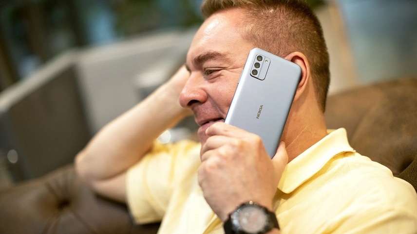 معرفی گوشی Nokia C300