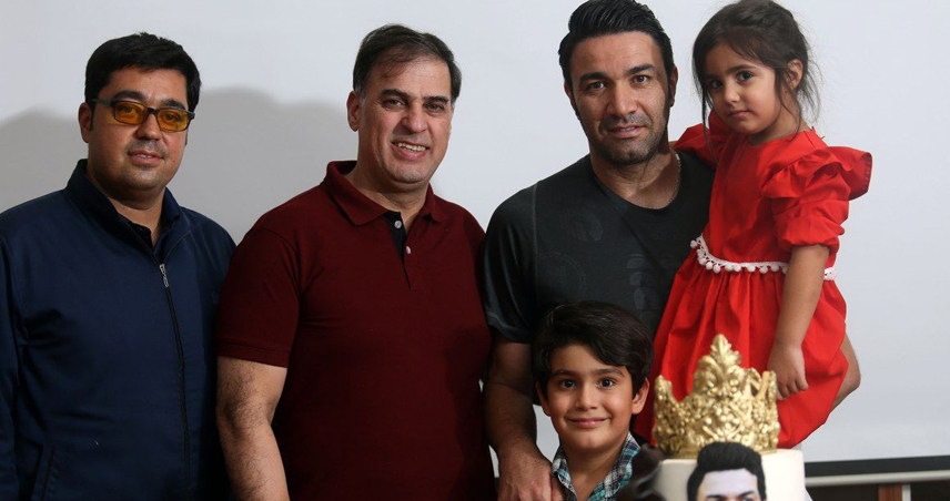 حقایق پنهان جواد نکونام
