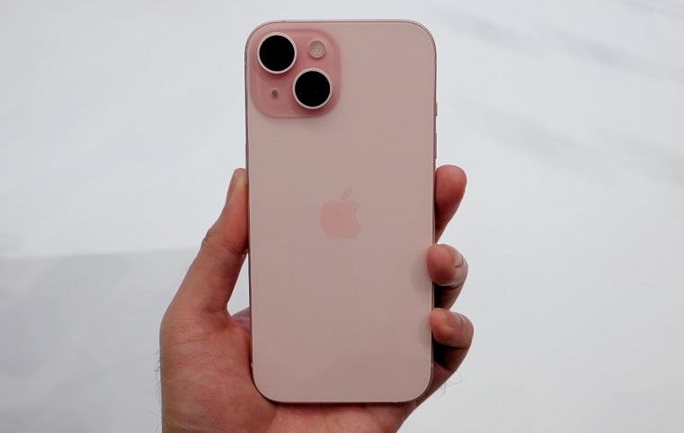 مجموعه آیفون 15