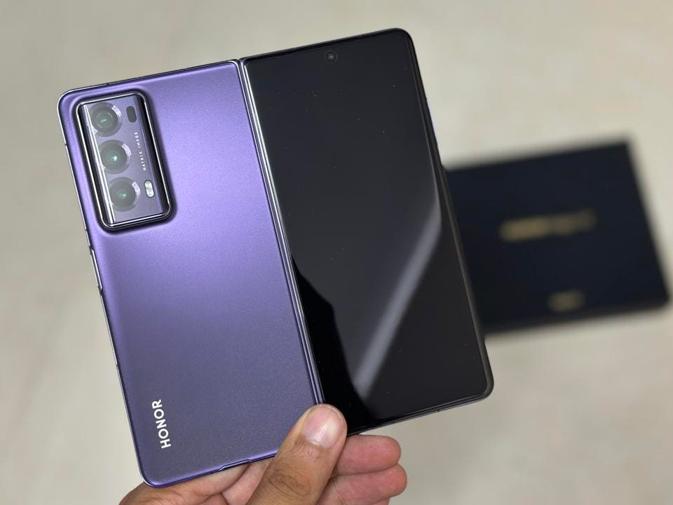 مشخصات گوشی آنر مجیک v2