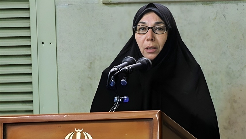 حواشی پروانه معصومی
