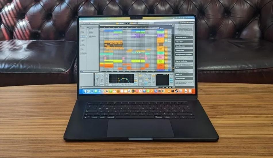 Apple MacBook Air 15-inch (2023)
