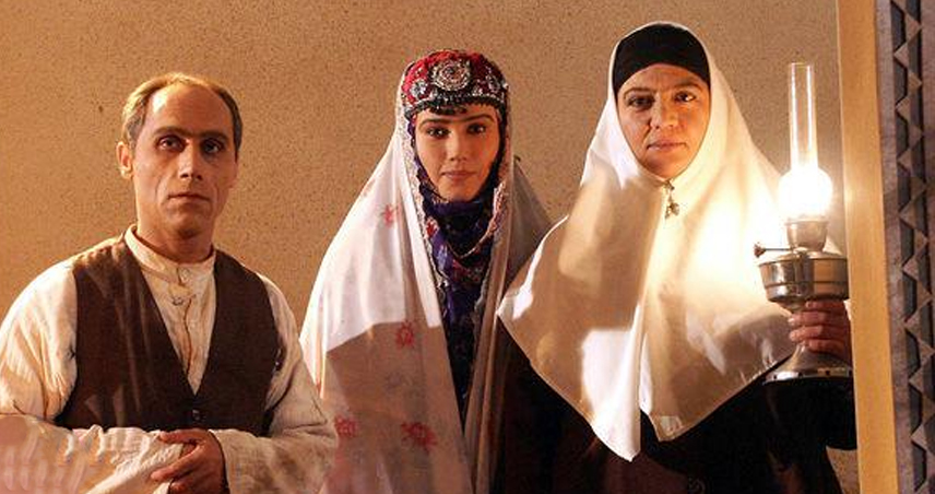 بیوگرافی لادن مستوفی