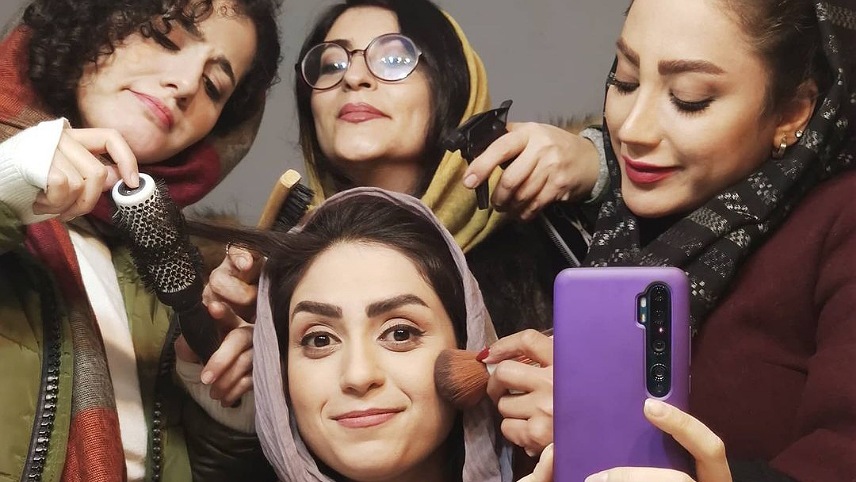 حواشی ساره رشیدی