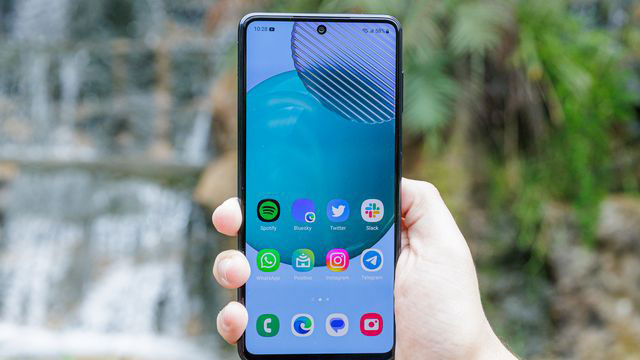 صفحه نمایش گوشی Samsung Galaxy M55