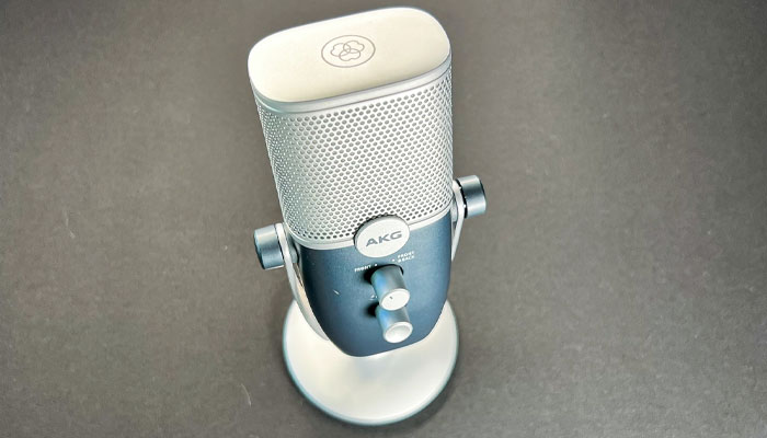 بهترین میکروفن ارزان تولید محتوا: AKG Ara