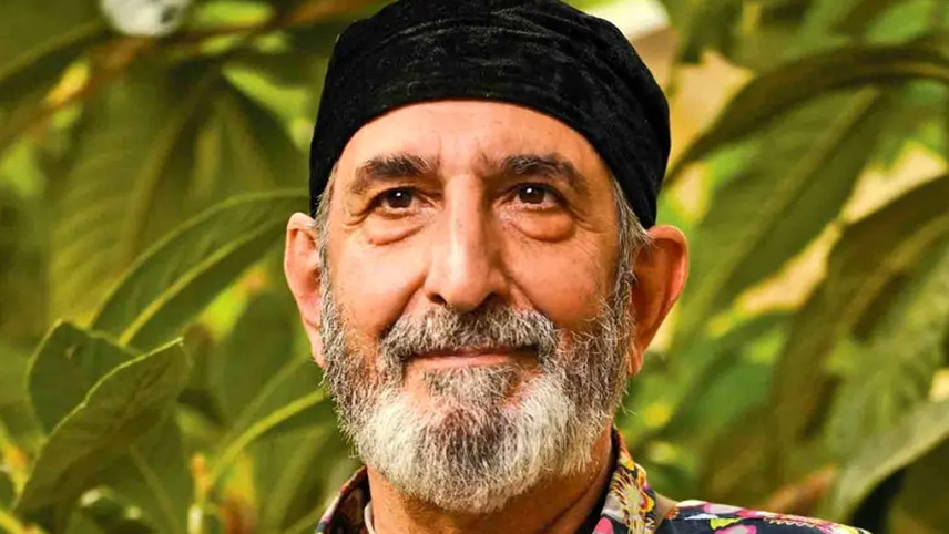 حواشی فرهاد آئیش