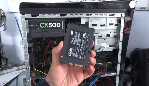 دلایل استفاده همزمان از هارد SSD و HDD در کامپیوتر