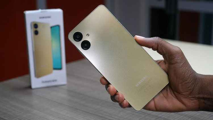ارزانترین گوشی برای هدیه Galaxy A06