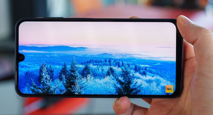 صفحه نمایش گوشی گلکسی A16 4G سامسونگ
