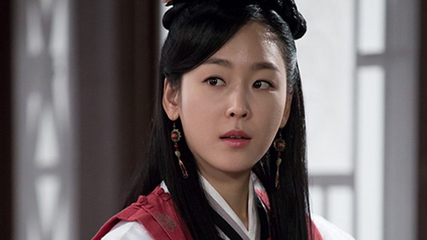 بررسی سریال The King's Daughter, Soo Baek-hyang