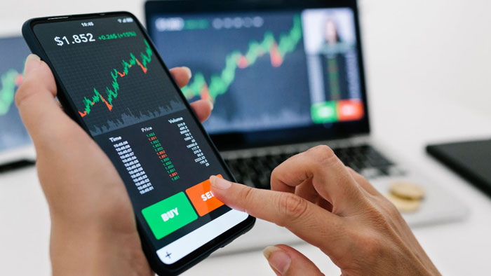 آیا ترید با گوشی اصولی است!؟